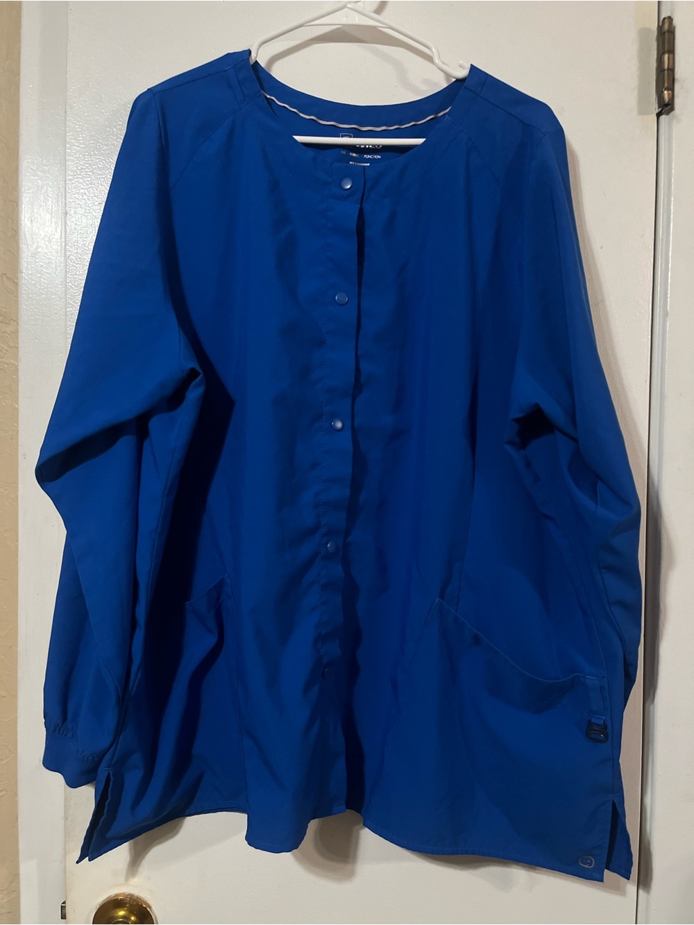 W123 Wink Women’s 2X Royal Blue Snap-Front Scrub Jacket